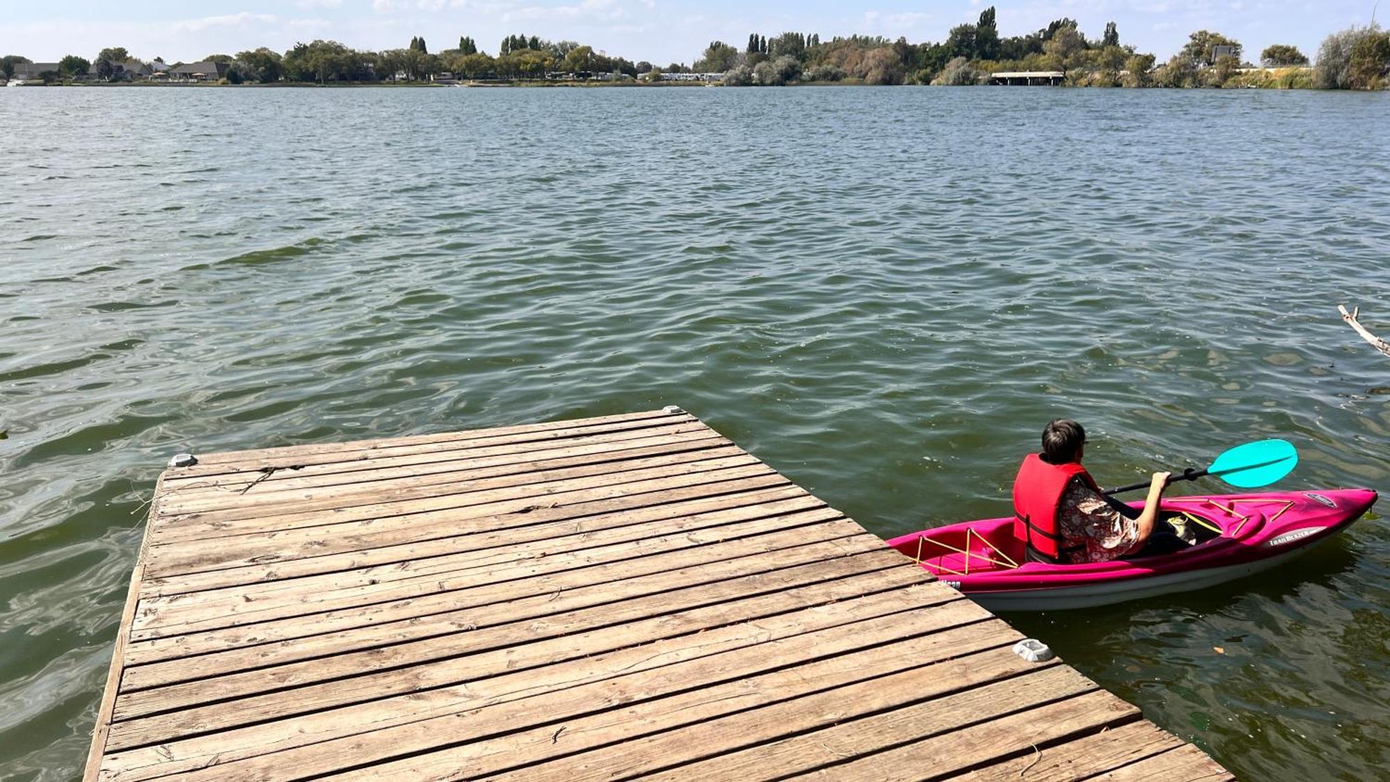 Lakeshore Inn Water Front Moses Lake Eksteriør billede